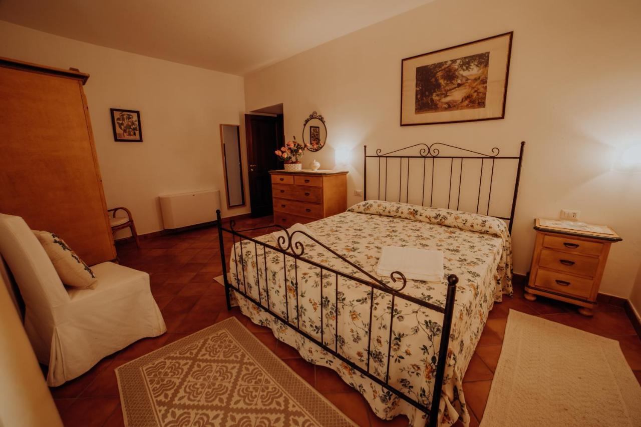 Residenza Golfo Degli Ulivi Aparthotel Caprioli Exterior photo